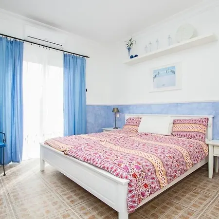 Puerto Del Carmen Sleeps 8 Pool Air Con Wifi